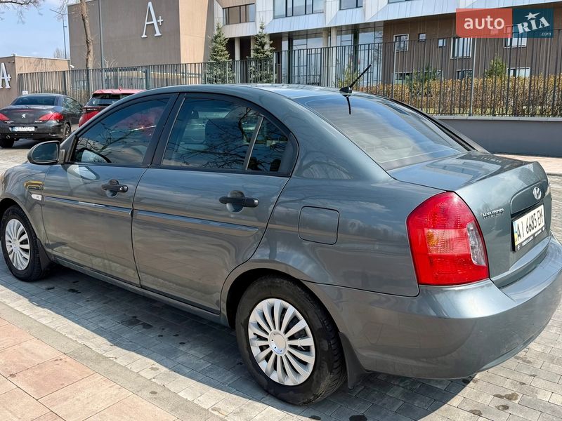 Седан Hyundai Accent 2008 в Киеве