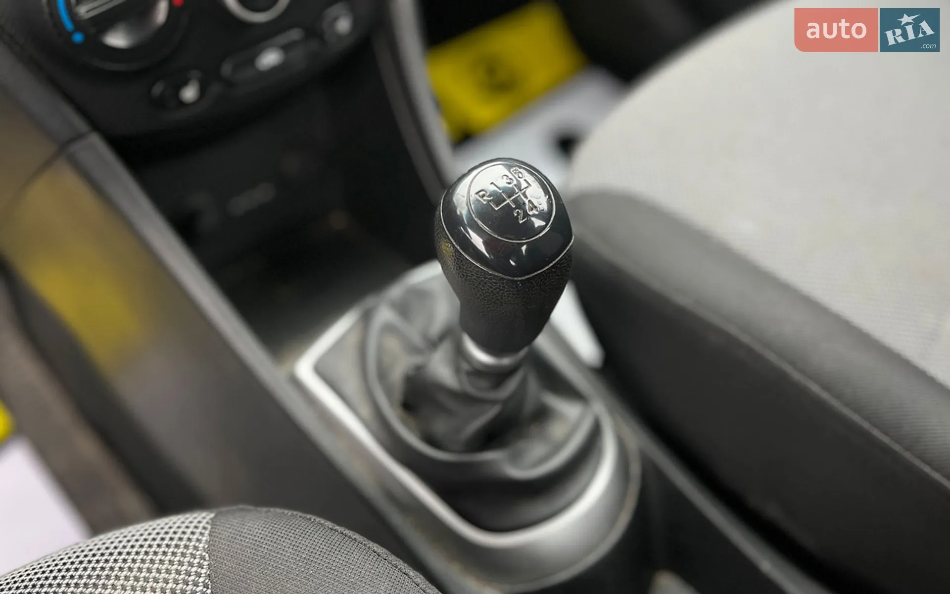 2013 Hyundai Accent - мініатюра 14