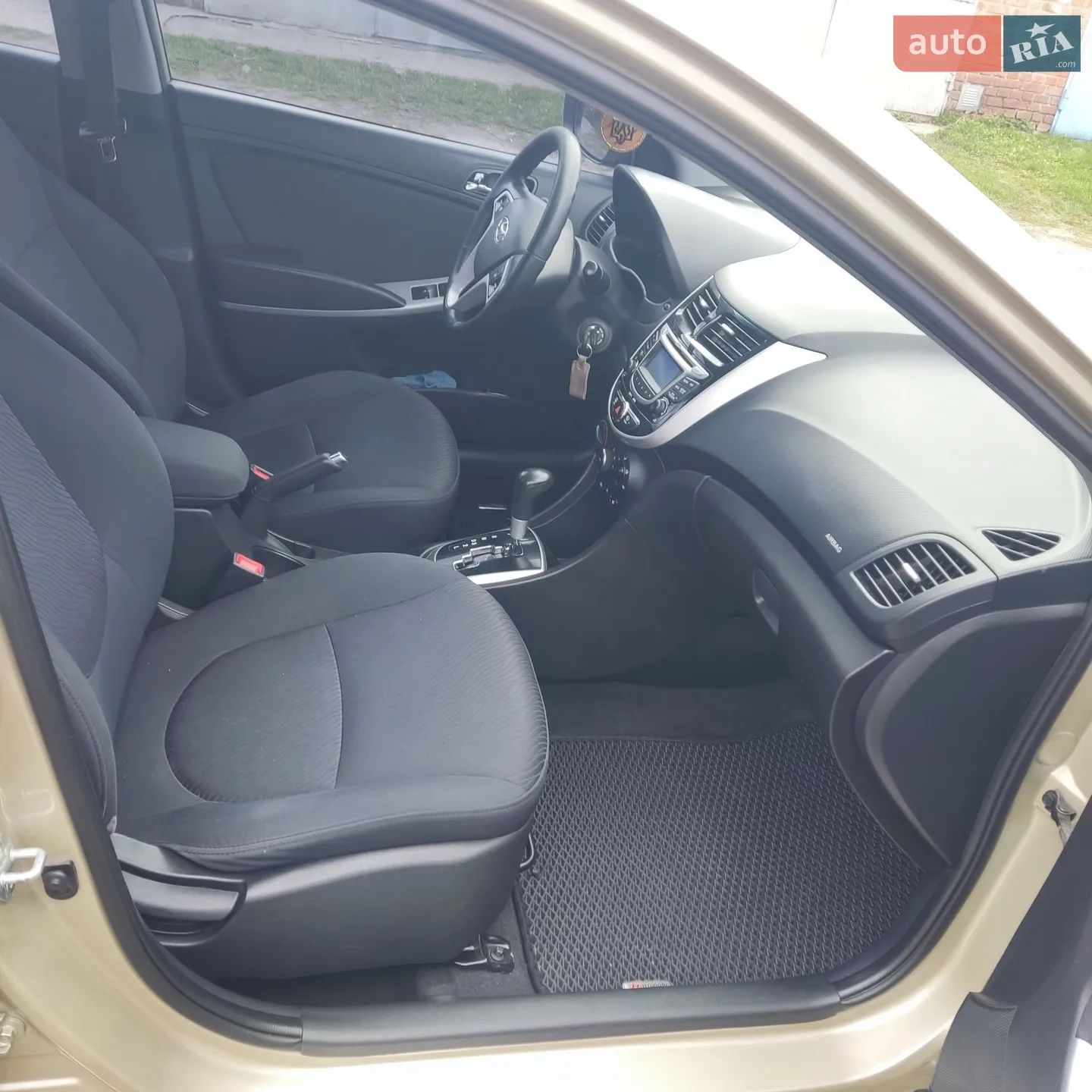 2012 Hyundai Accent - мініатюра 15