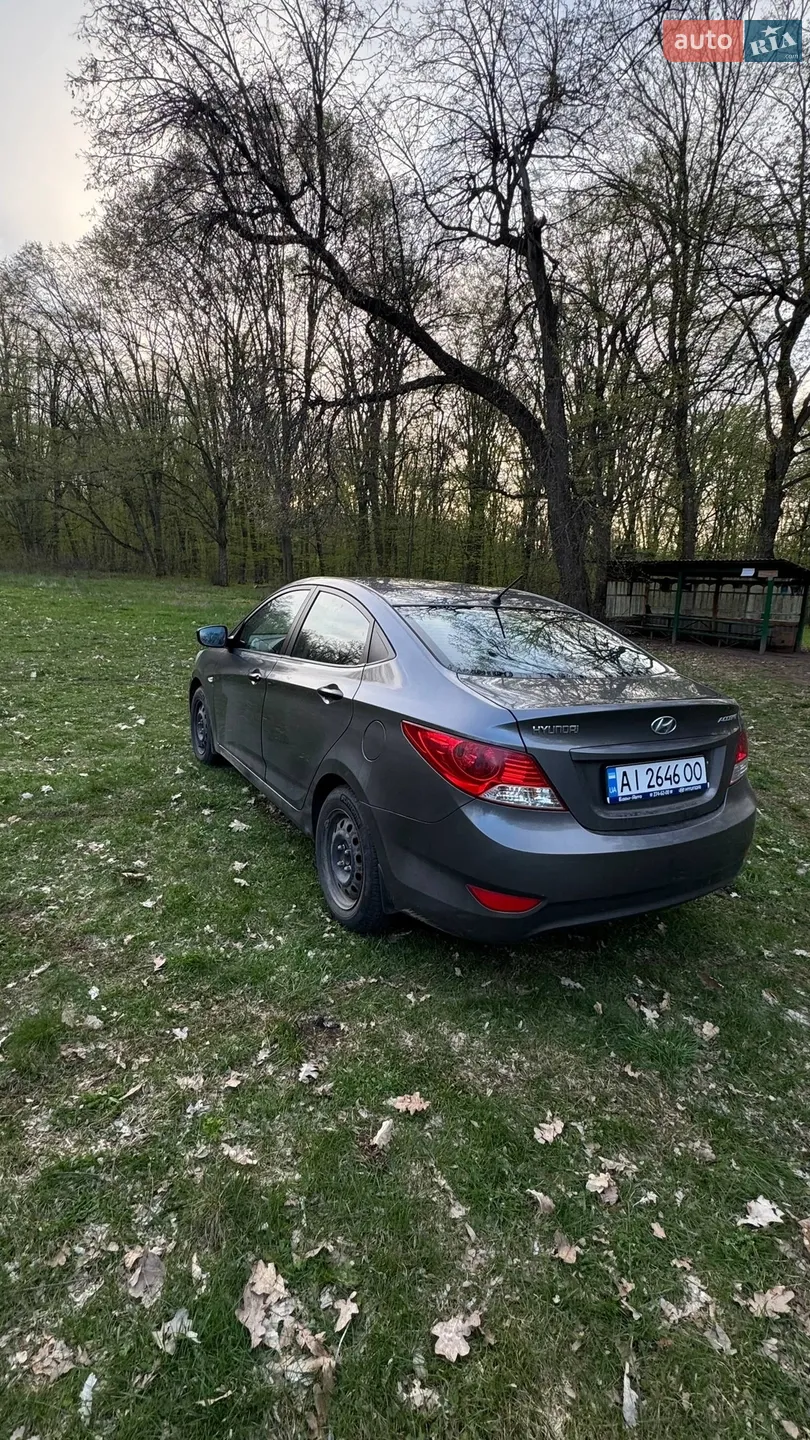 2012 Hyundai Accent - мініатюра 5