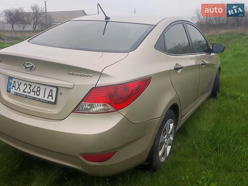 Hyundai Accent