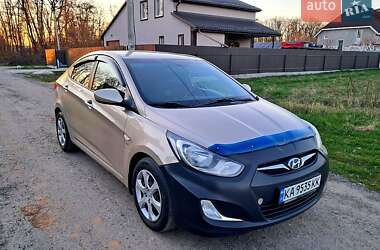 Седан Hyundai Accent 2011 в Києві