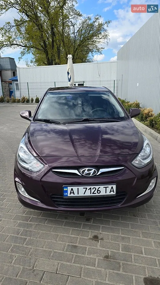 2011 Hyundai Accent - мініатюра 19