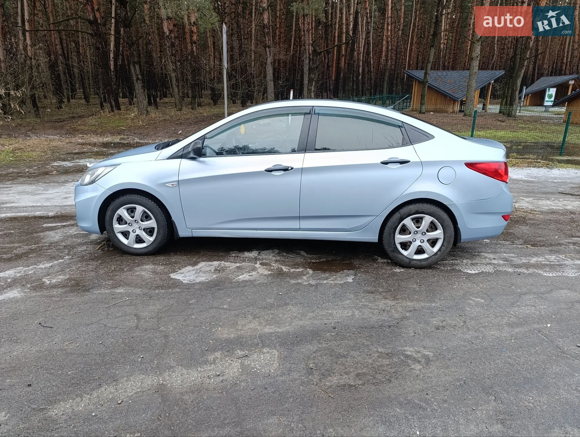 2012 Hyundai Accent - мініатюра 4