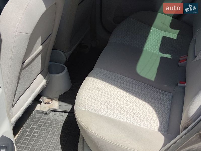 Седан Hyundai Accent 2008 в Харькове фото 10 Седан Hyundai Accent 2008 в Харькове