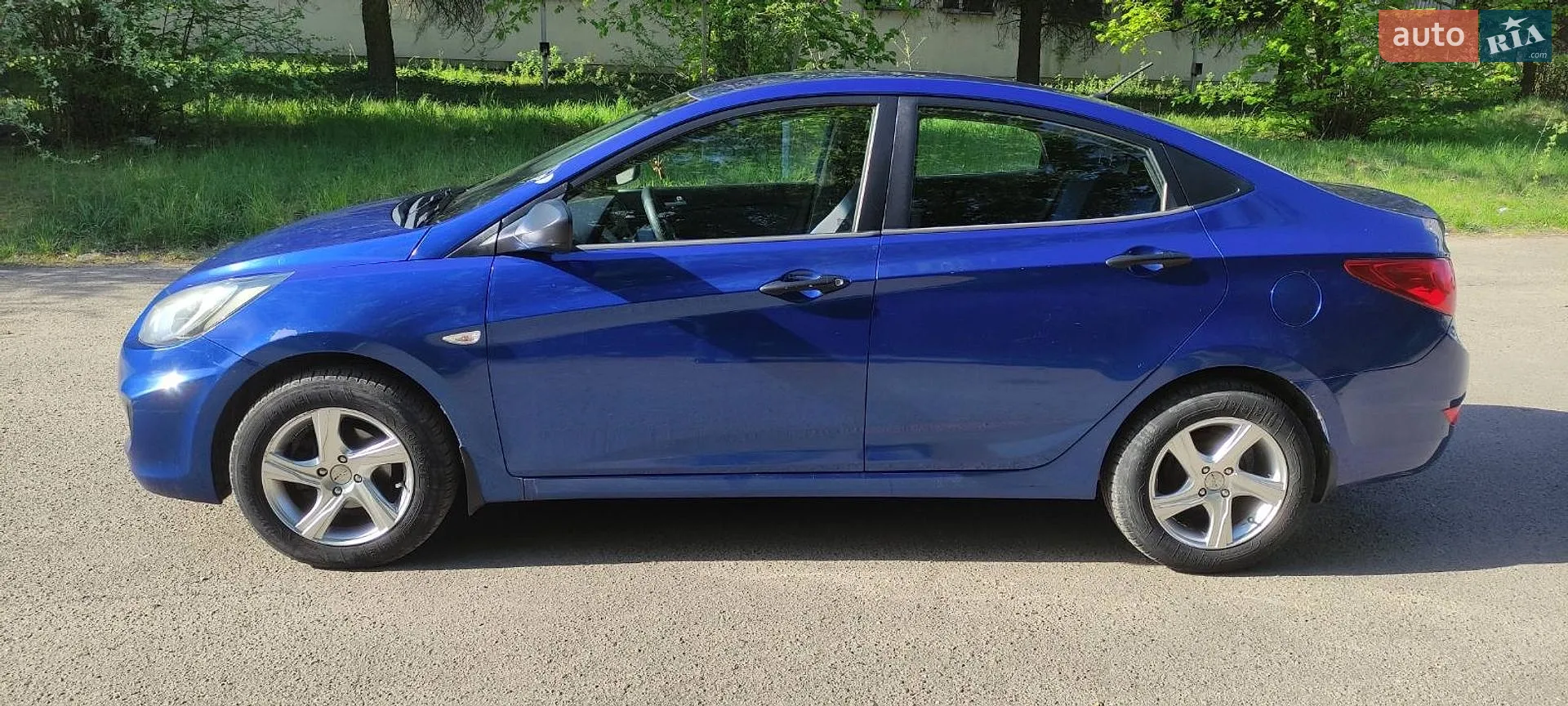 2011 Hyundai Accent - мініатюра 2