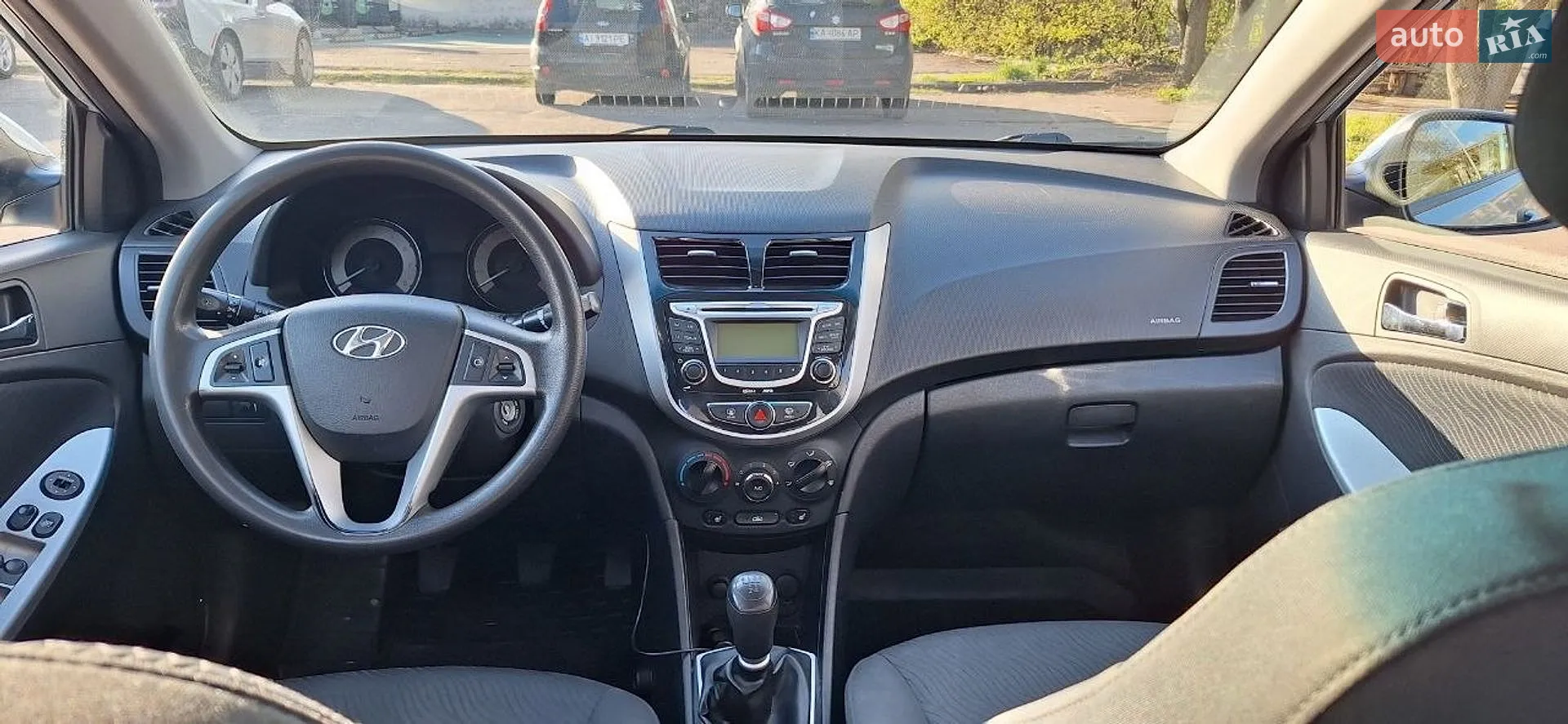 2012 Hyundai Accent - мініатюра 3