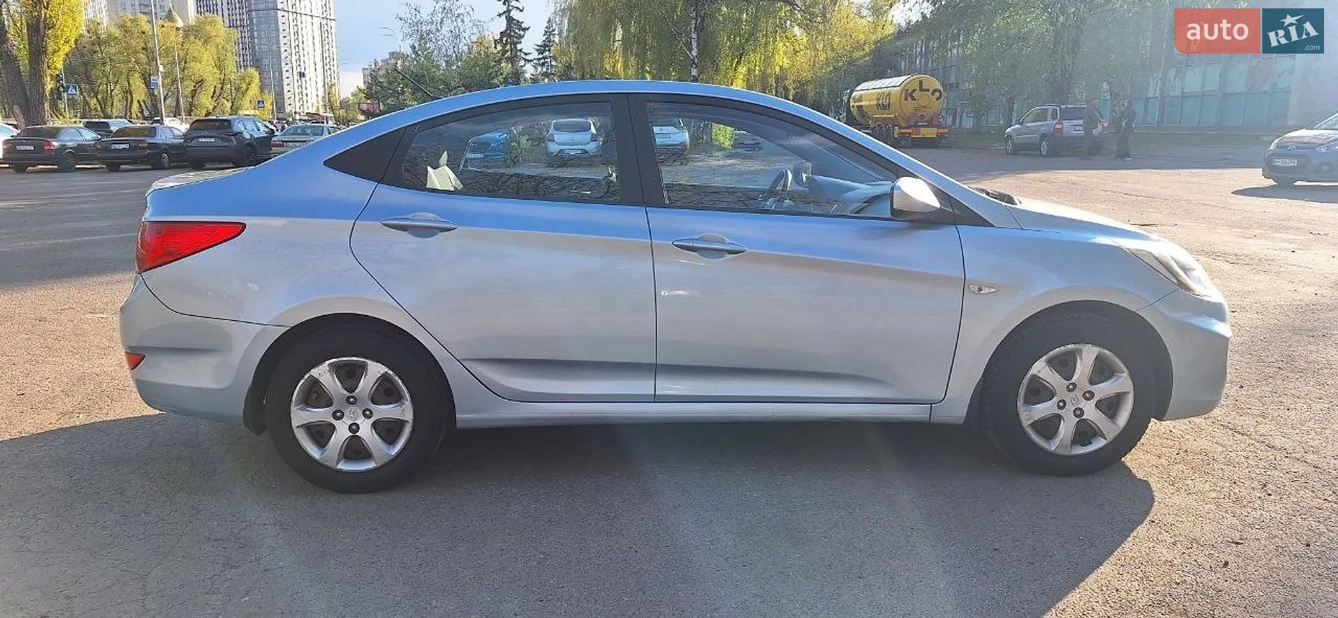2012 Hyundai Accent - мініатюра 13