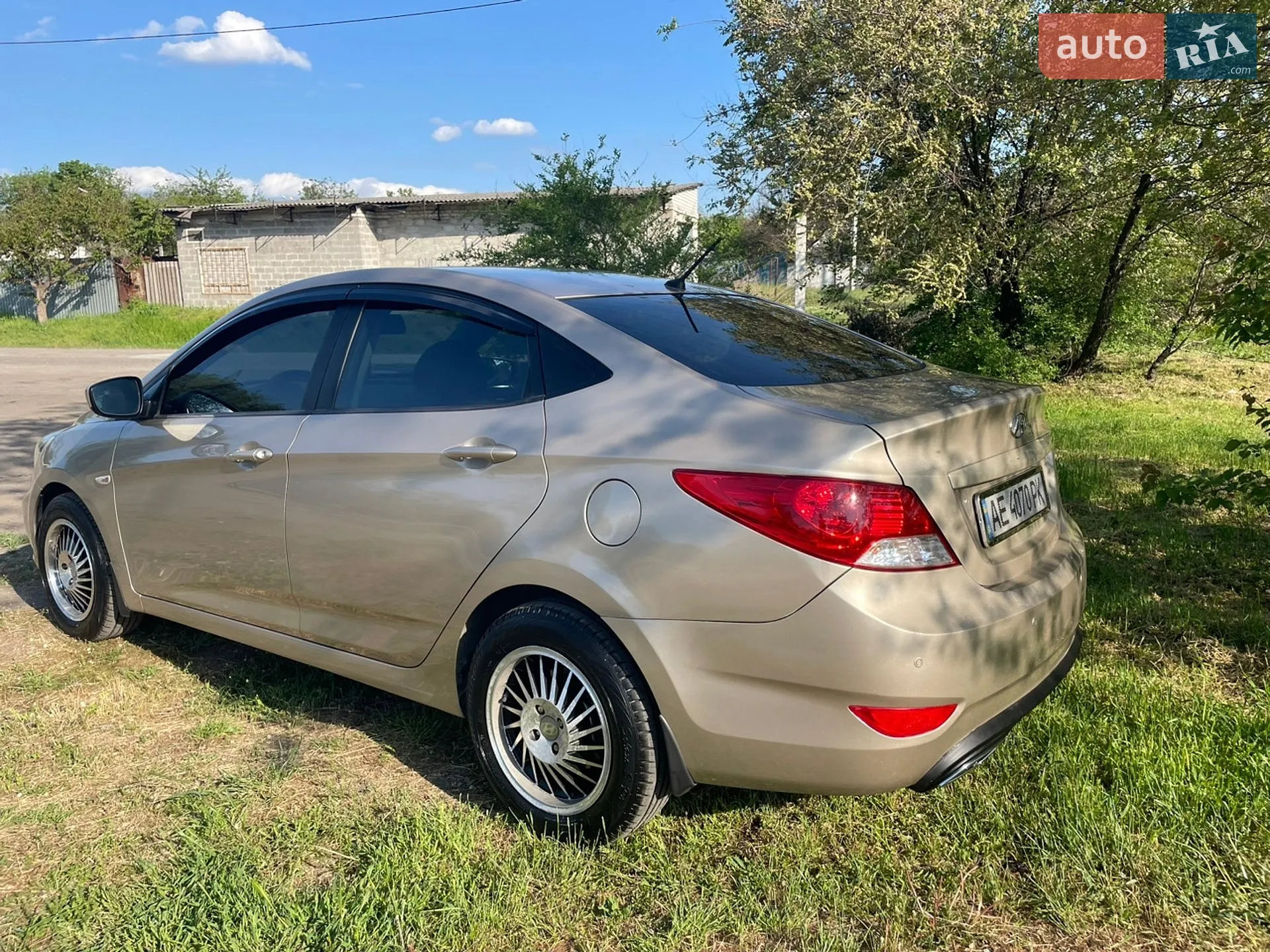 2012 Hyundai Accent - мініатюра 3