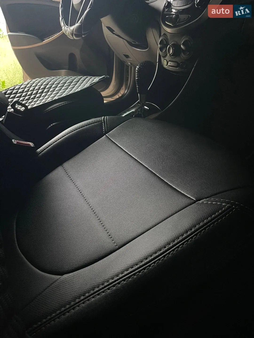 2012 Hyundai Accent - мініатюра 27