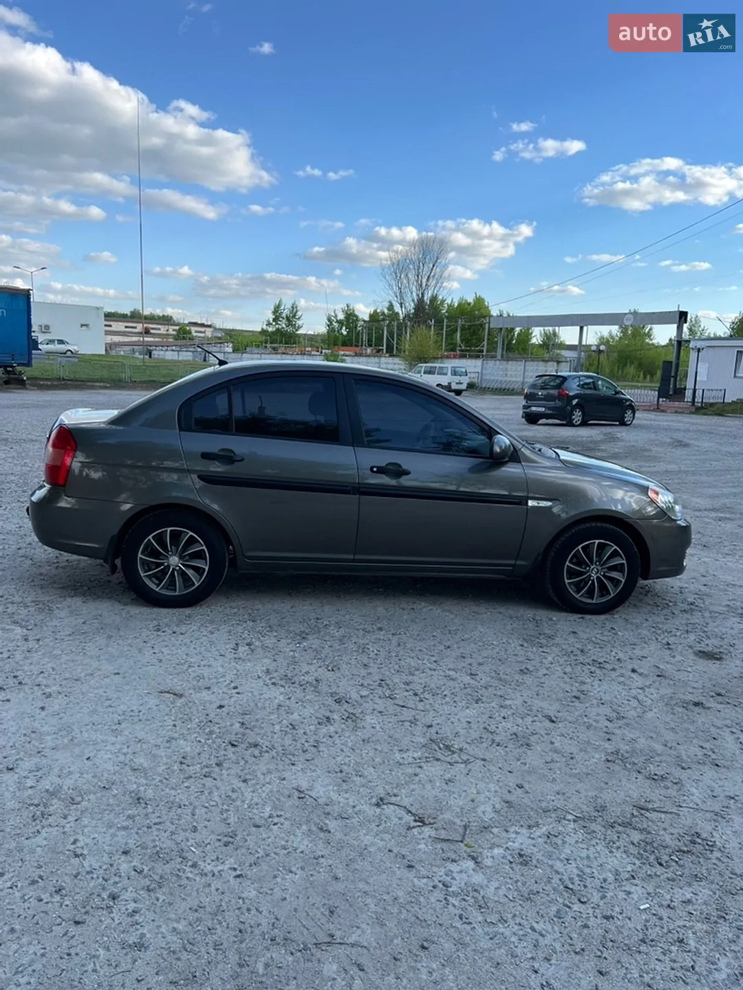 2010 Hyundai Accent - мініатюра 4