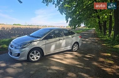 Седан Hyundai Accent 2014 в Киеве