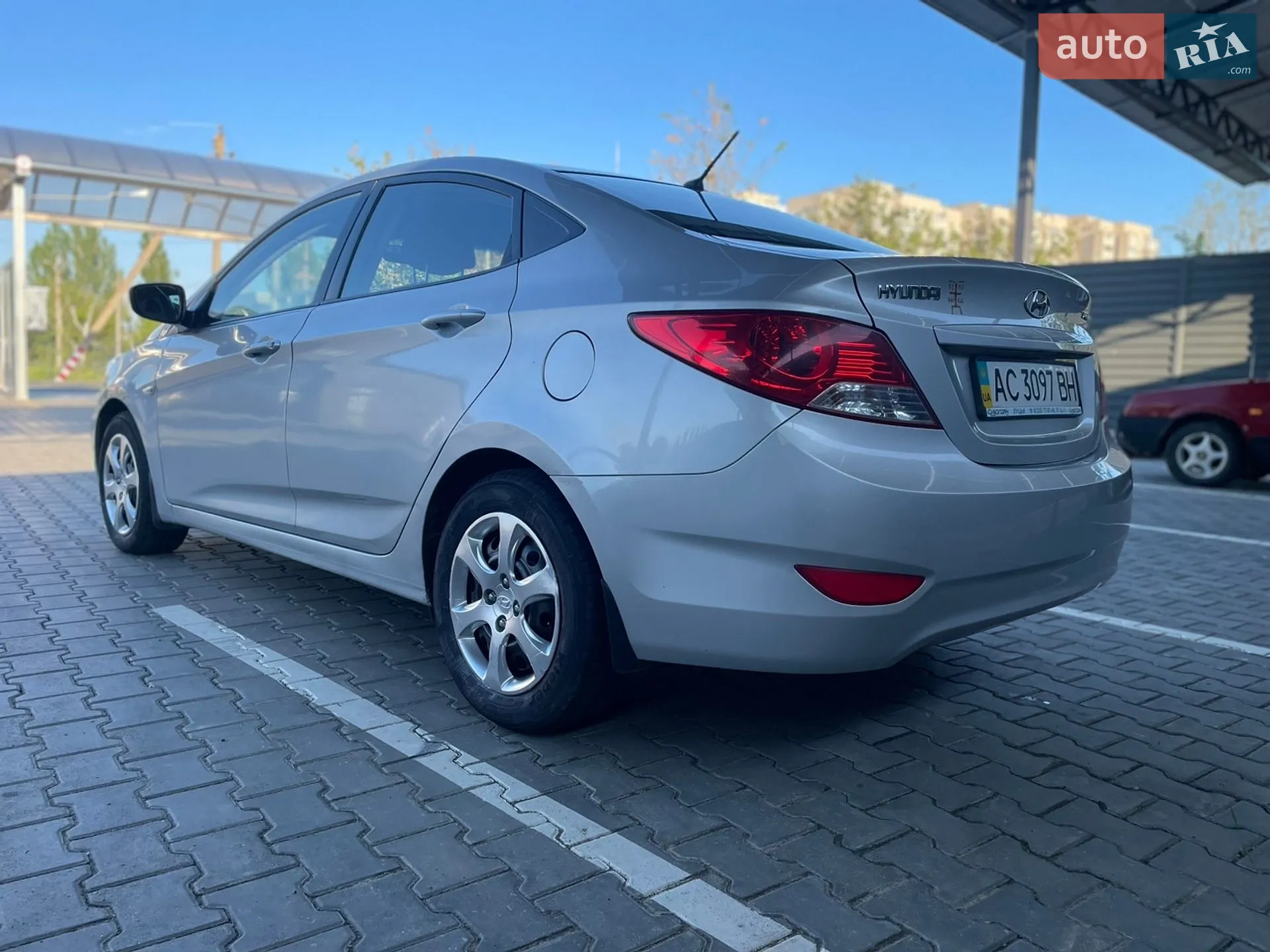 2013 Hyundai Accent - мініатюра 13