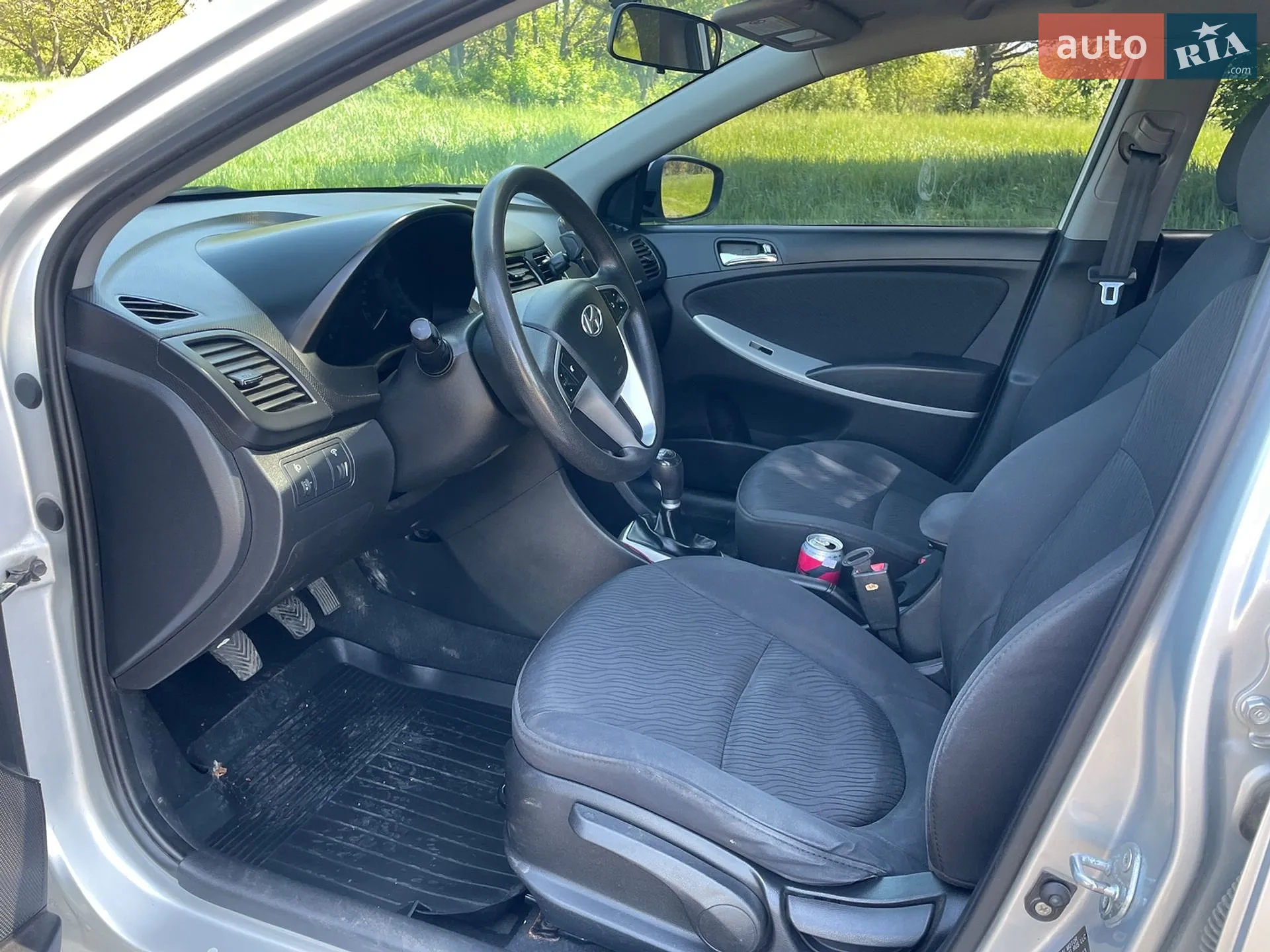 2011 Hyundai Accent - мініатюра 11