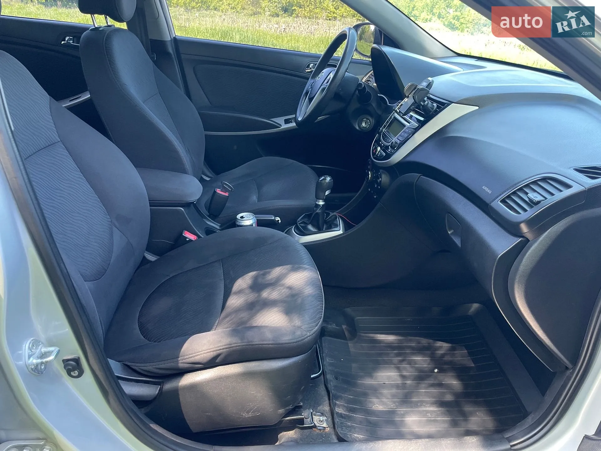 2011 Hyundai Accent - мініатюра 16