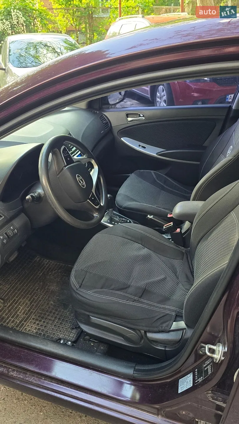 2012 Hyundai Accent - мініатюра 11