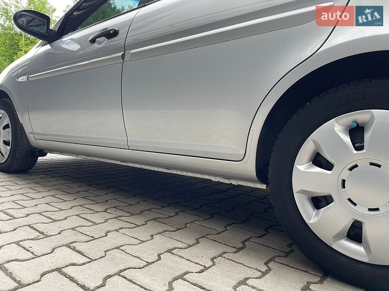 Седан Hyundai Accent 2008 в Хмельницком