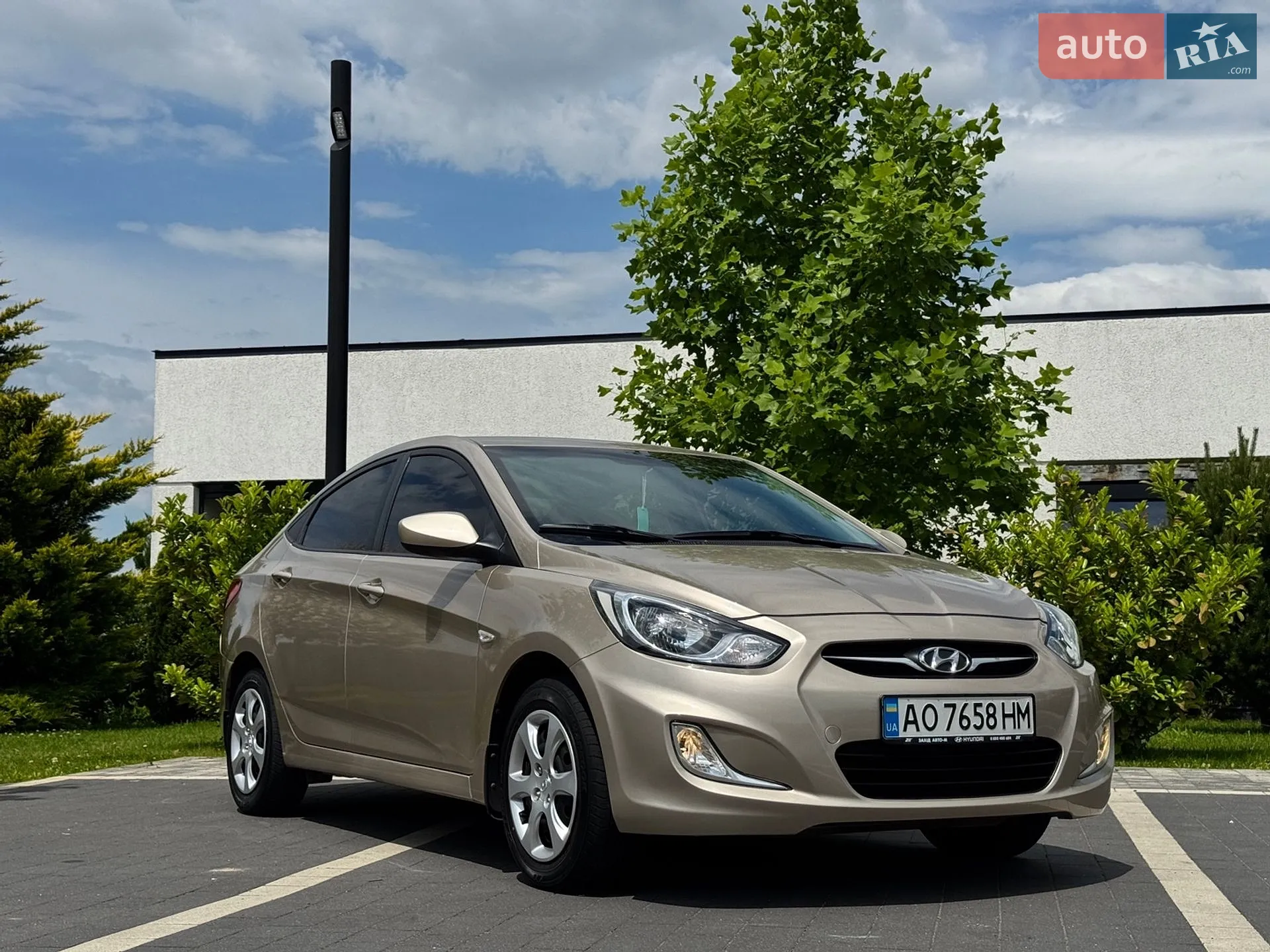 2012 Hyundai Accent - мініатюра 22