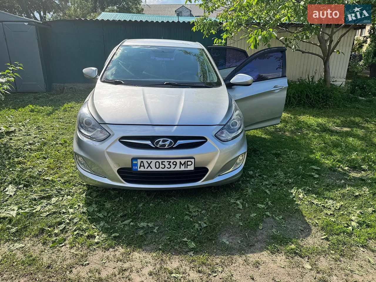 2013 Hyundai Accent - мініатюра 23