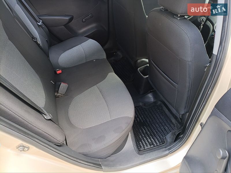 Седан Hyundai Accent 2011 в Чернигове