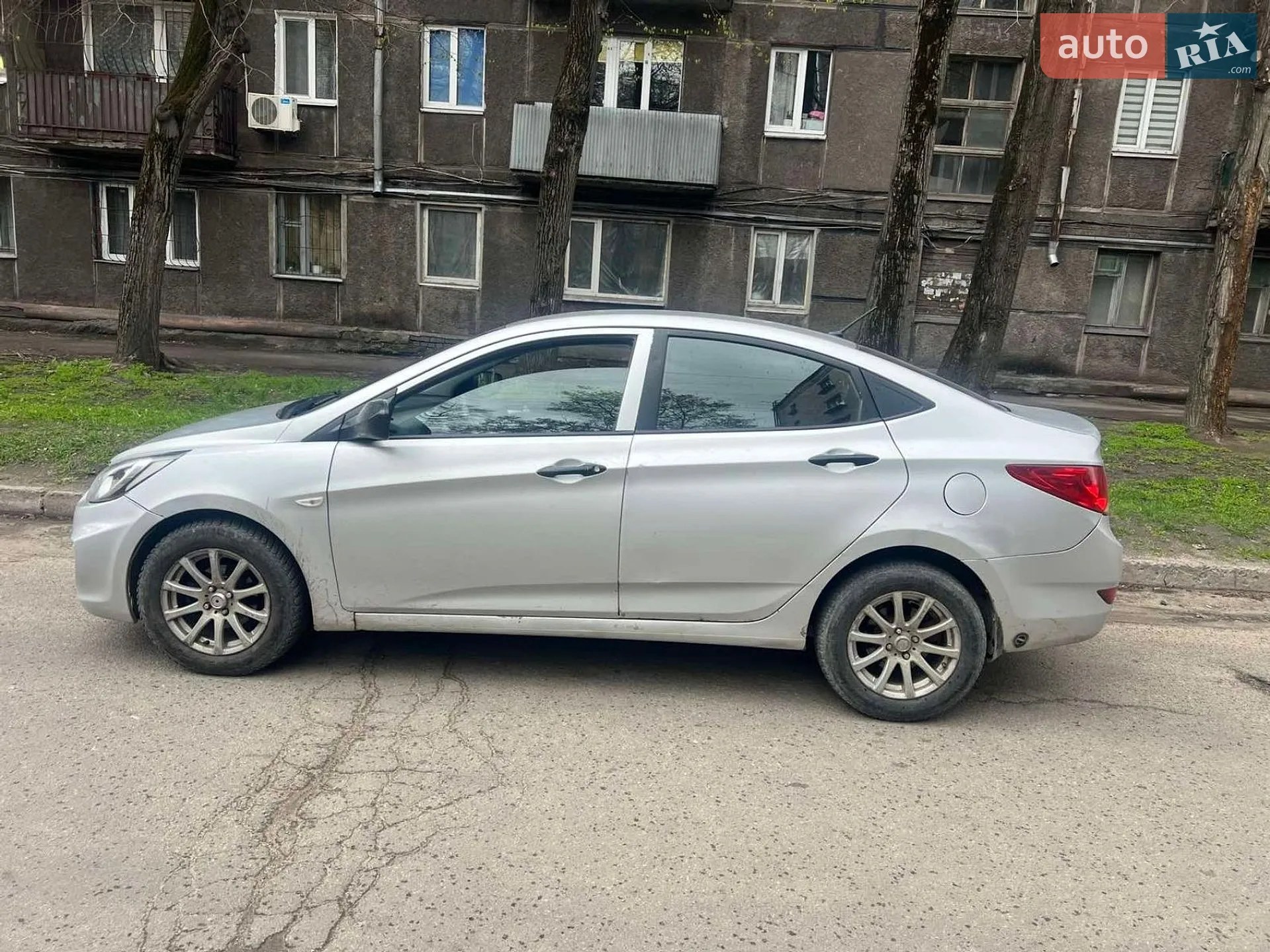 2012 Hyundai Accent - мініатюра 3
