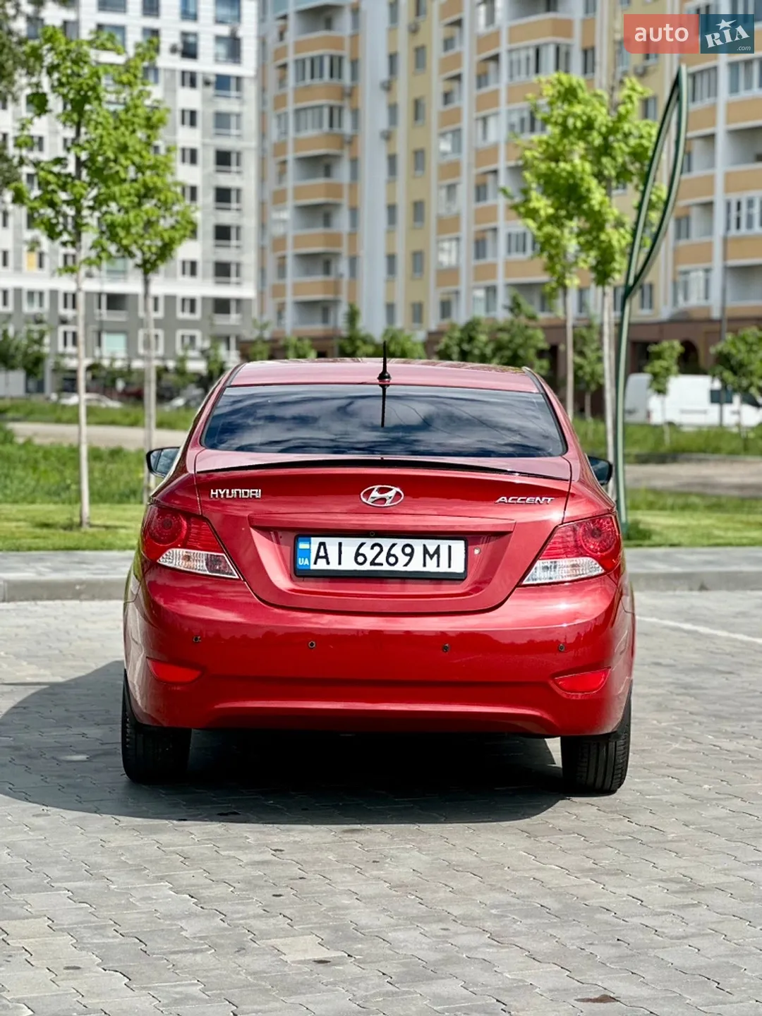 2011 Hyundai Accent - мініатюра 11