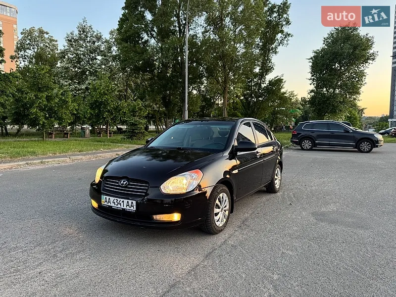 Hyundai Accent