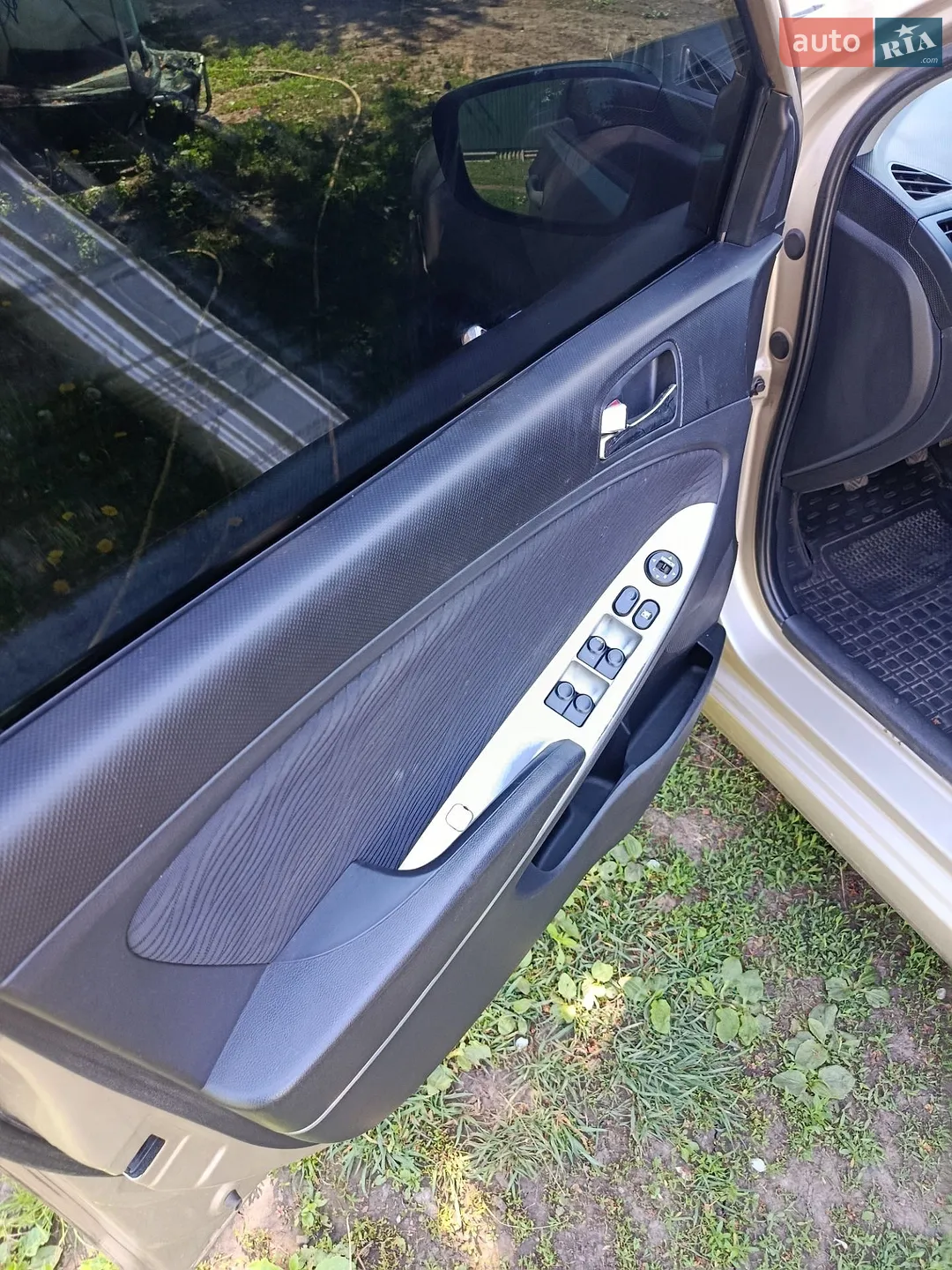 2011 Hyundai Accent - мініатюра 7