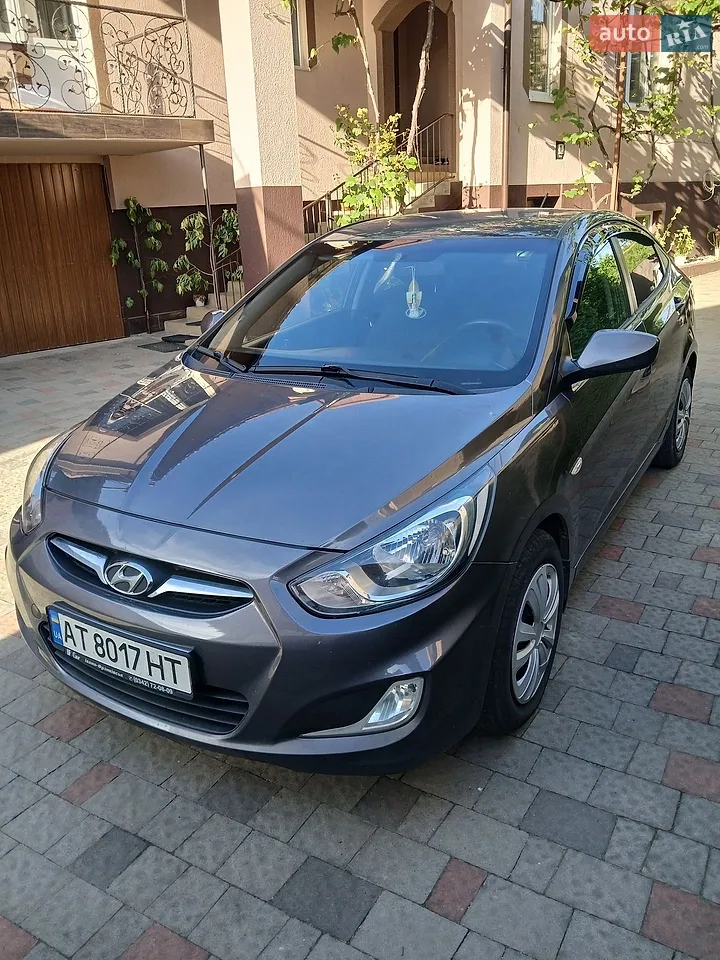 2013 Hyundai Accent - мініатюра 12