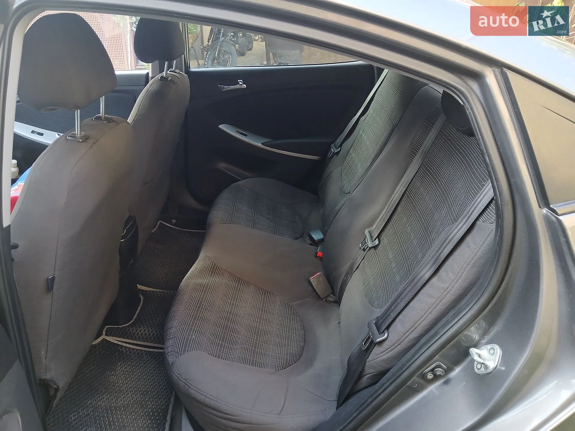 2012 Hyundai Accent - мініатюра 9