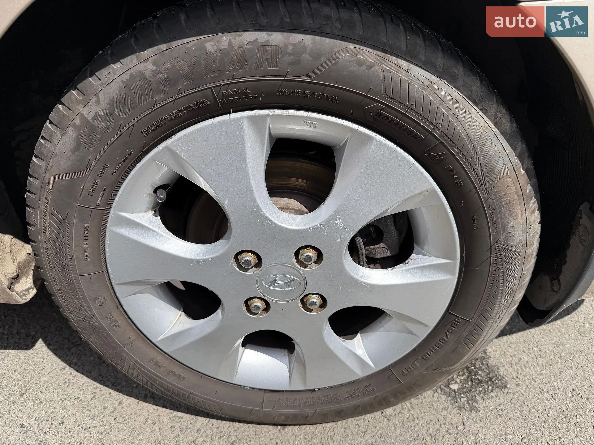 2011 Hyundai Accent - мініатюра 17
