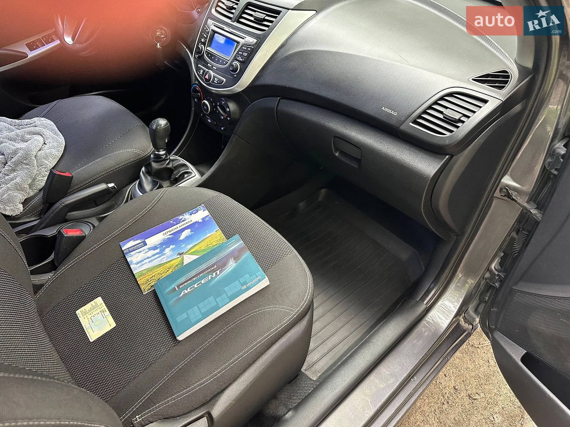 2013 Hyundai Accent - мініатюра 40