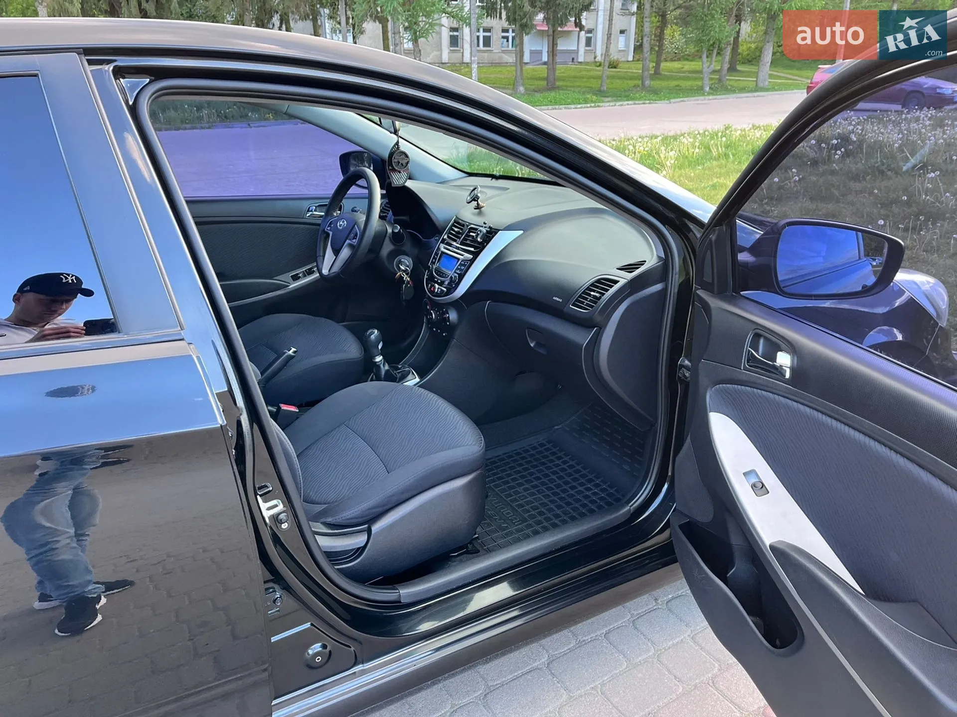 2011 Hyundai Accent - мініатюра 10