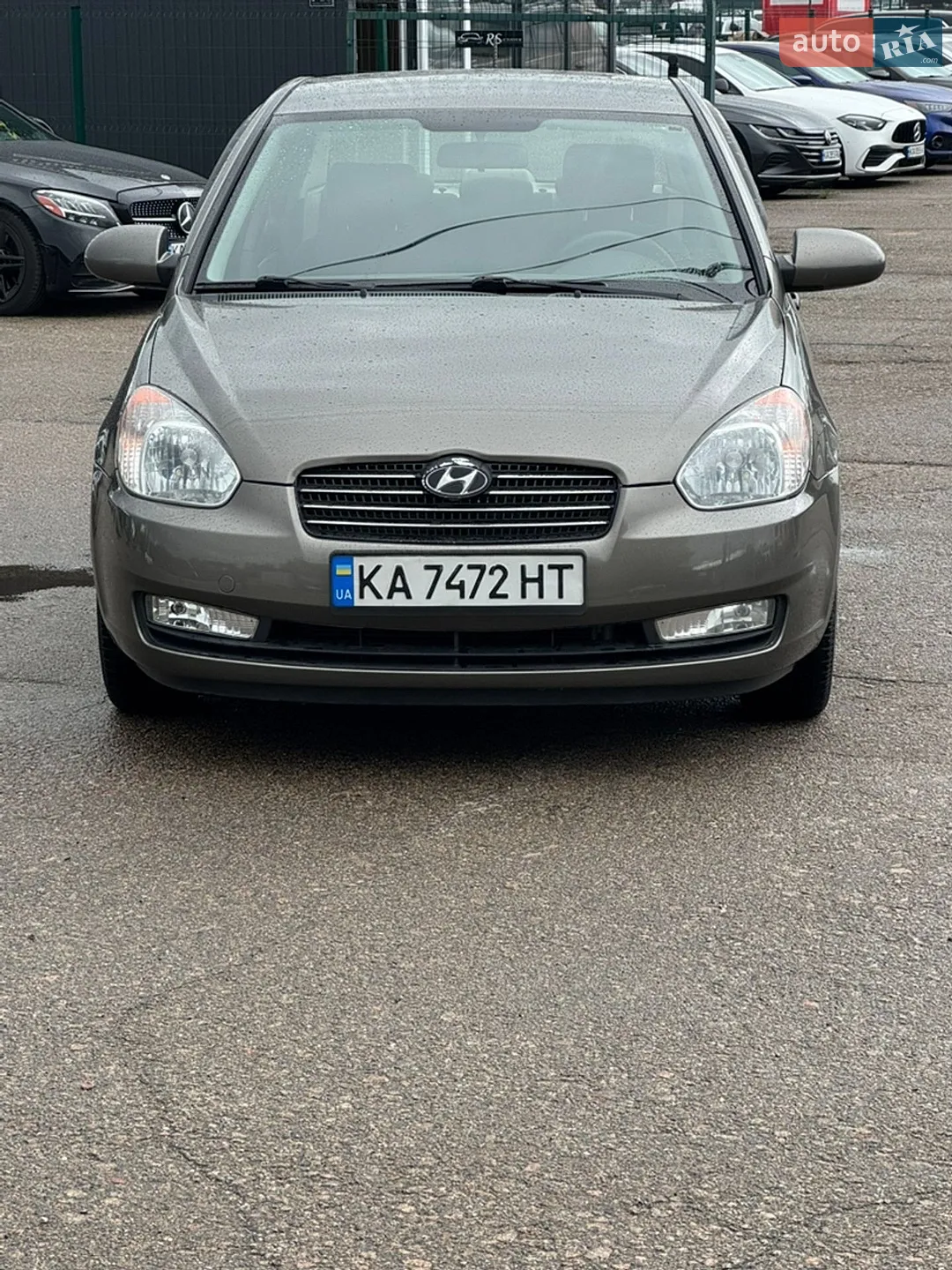 2010 Hyundai Accent - мініатюра 3
