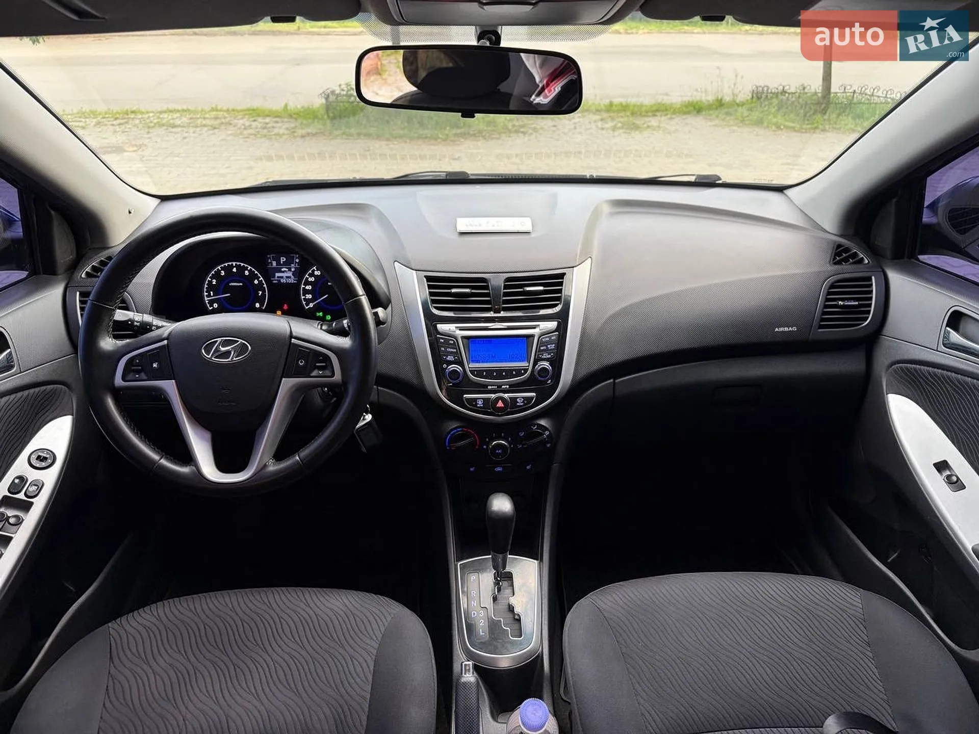 2012 Hyundai Accent - мініатюра 32