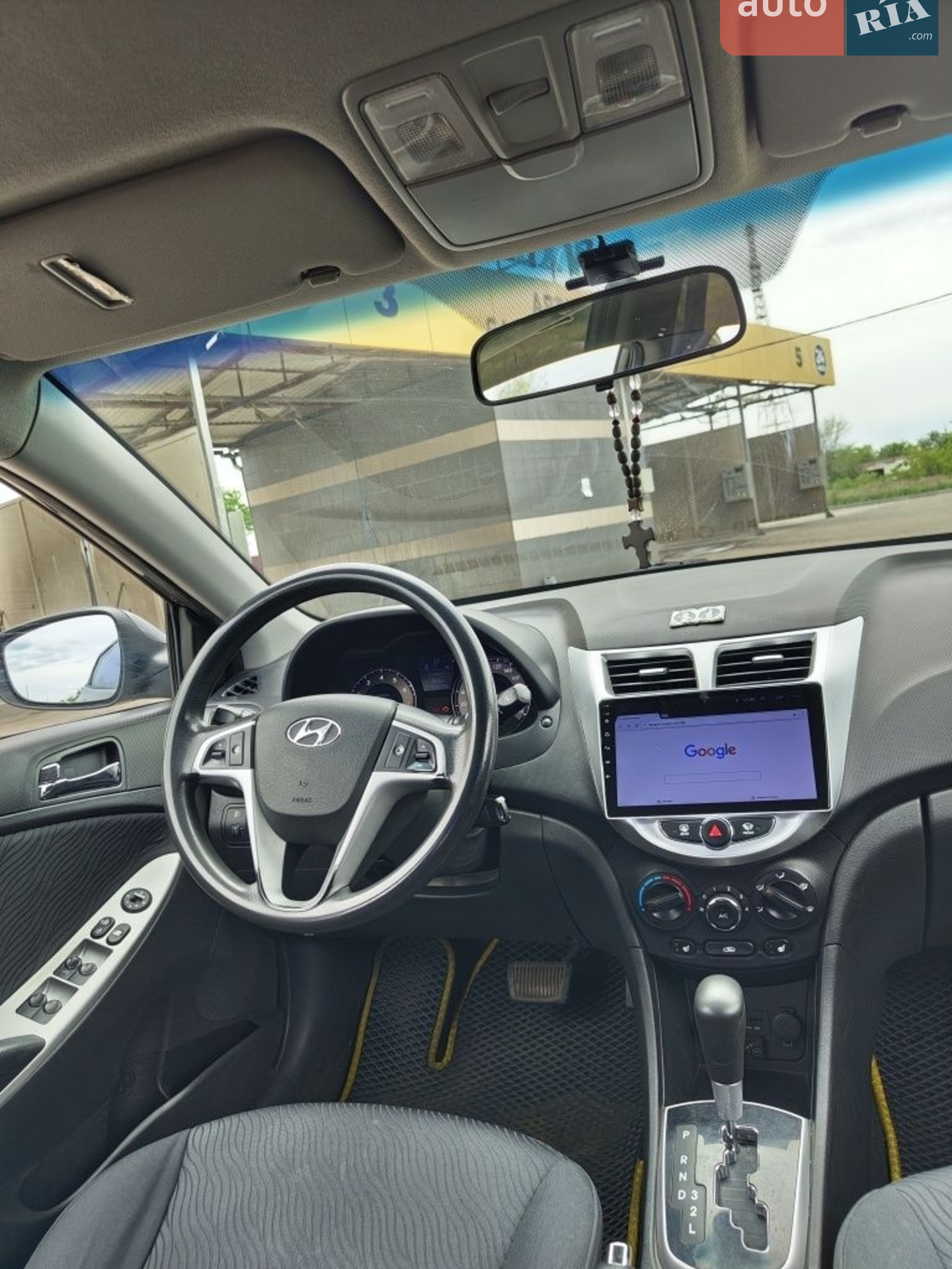 2011 Hyundai Accent - мініатюра 11