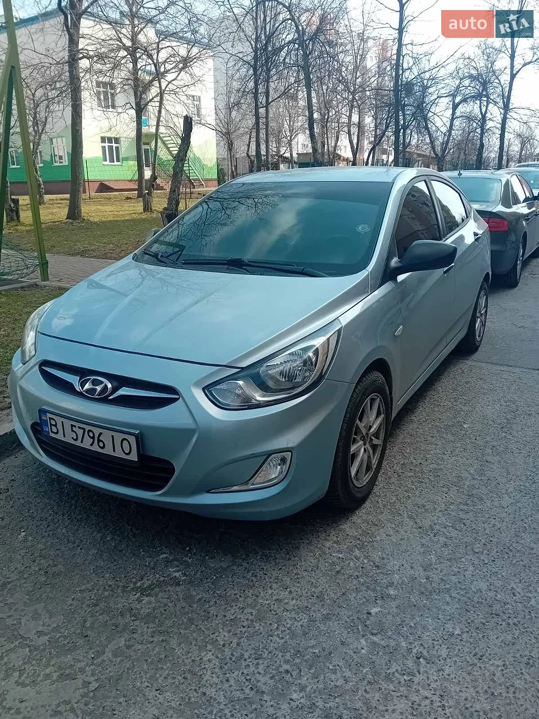 2011 Hyundai Accent - мініатюра 3