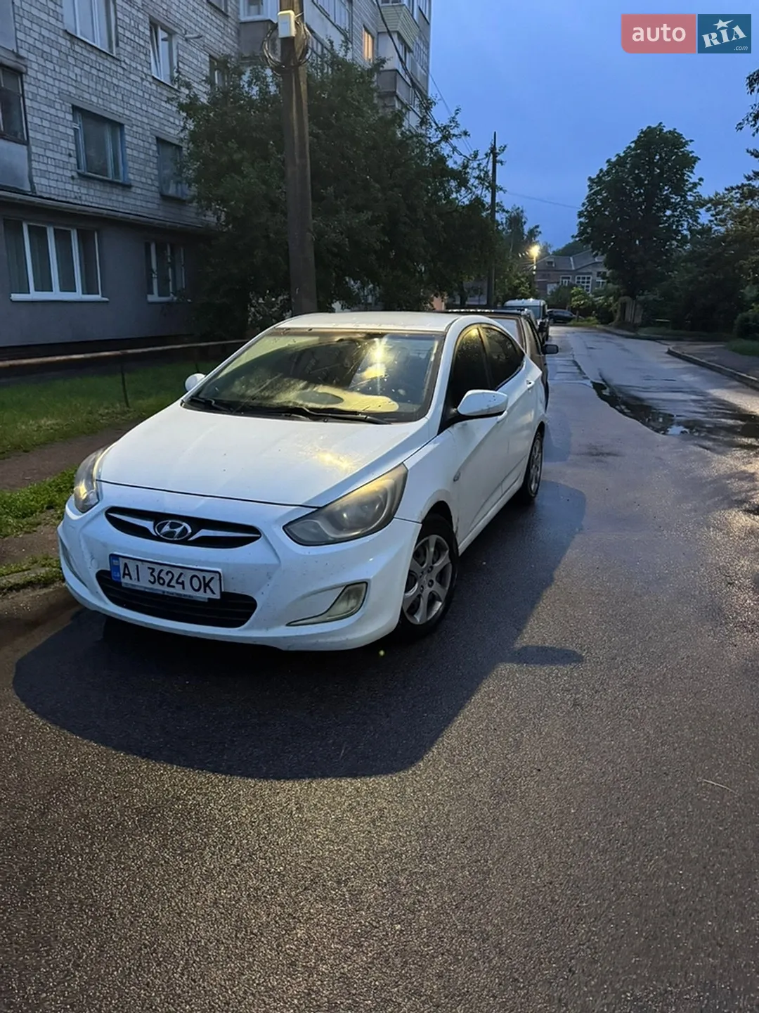 2011 Hyundai Accent - мініатюра 2