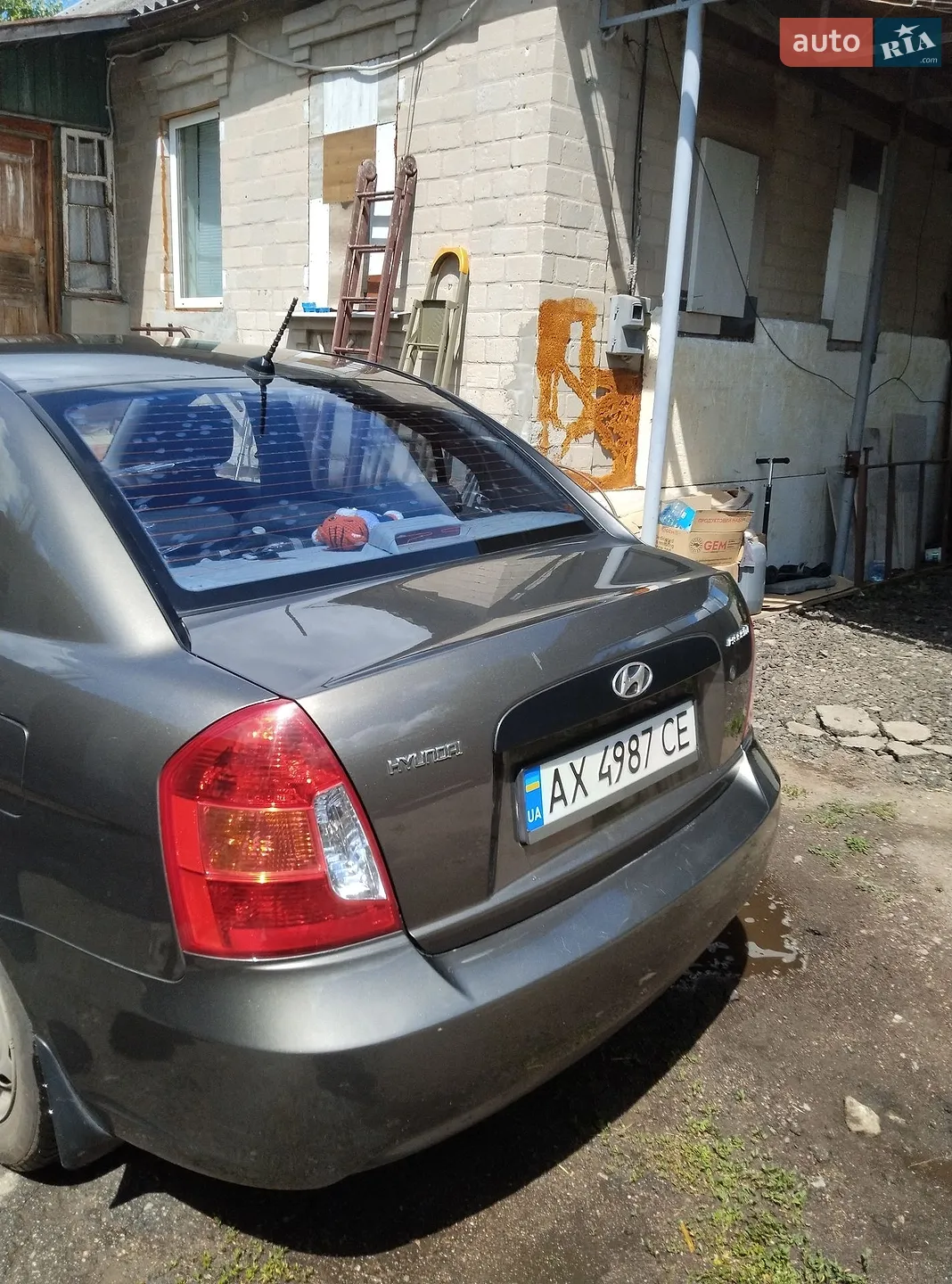 2010 Hyundai Accent - мініатюра 3