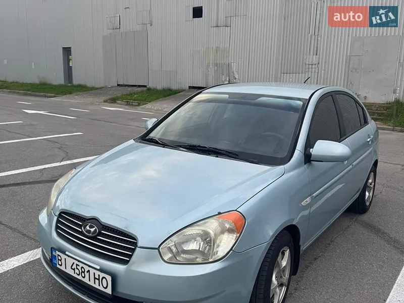 Hyundai Accent