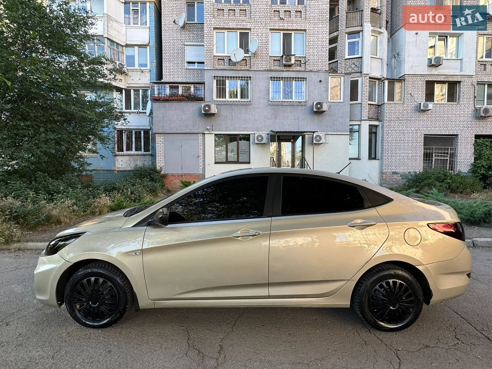 2011 Hyundai Accent - мініатюра 7
