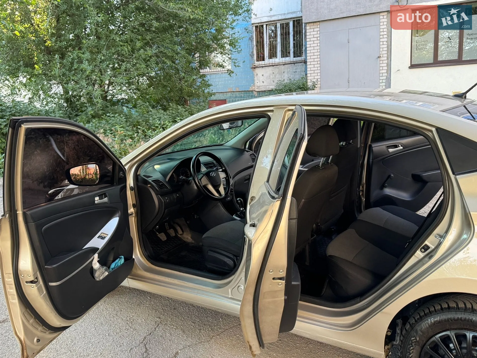 2011 Hyundai Accent - мініатюра 17