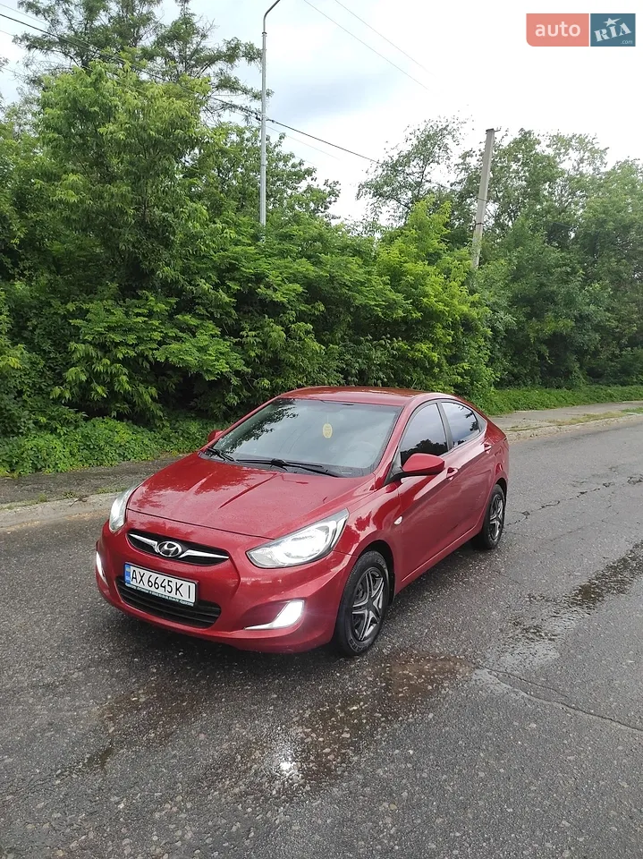 2012 Hyundai Accent - мініатюра 16