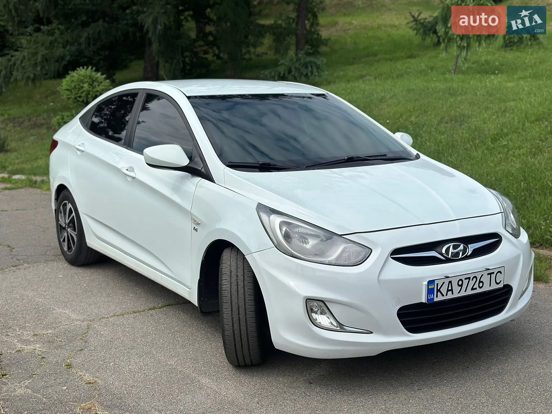 2012 Hyundai Accent - мініатюра 8