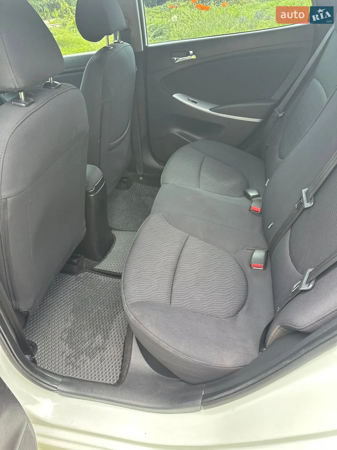 2012 Hyundai Accent - мініатюра 15