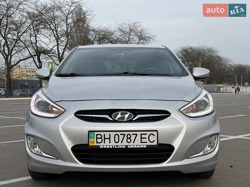 Hyundai Accent