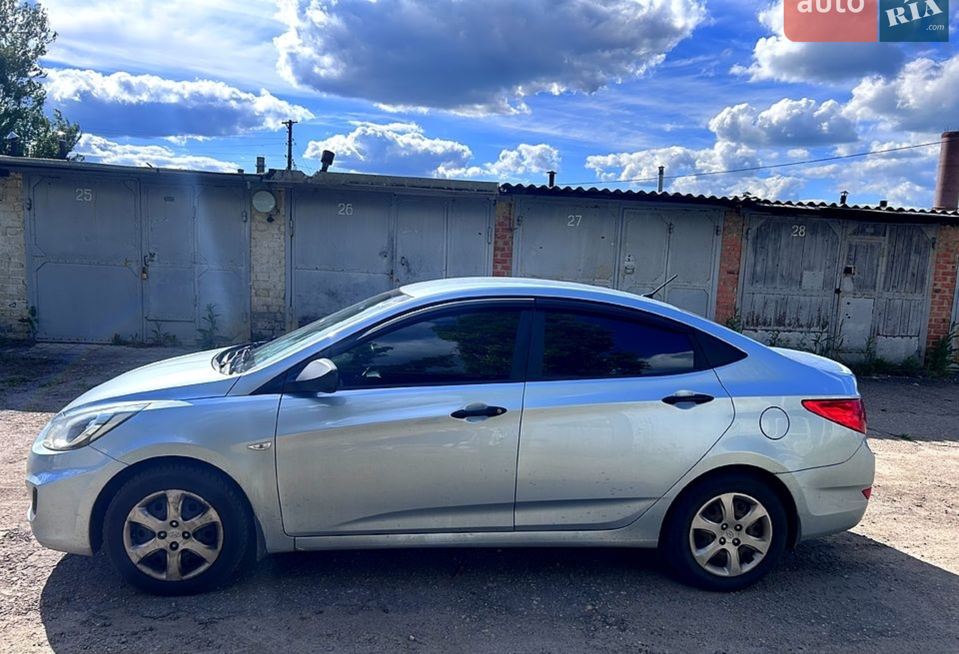 2011 Hyundai Accent - мініатюра 6
