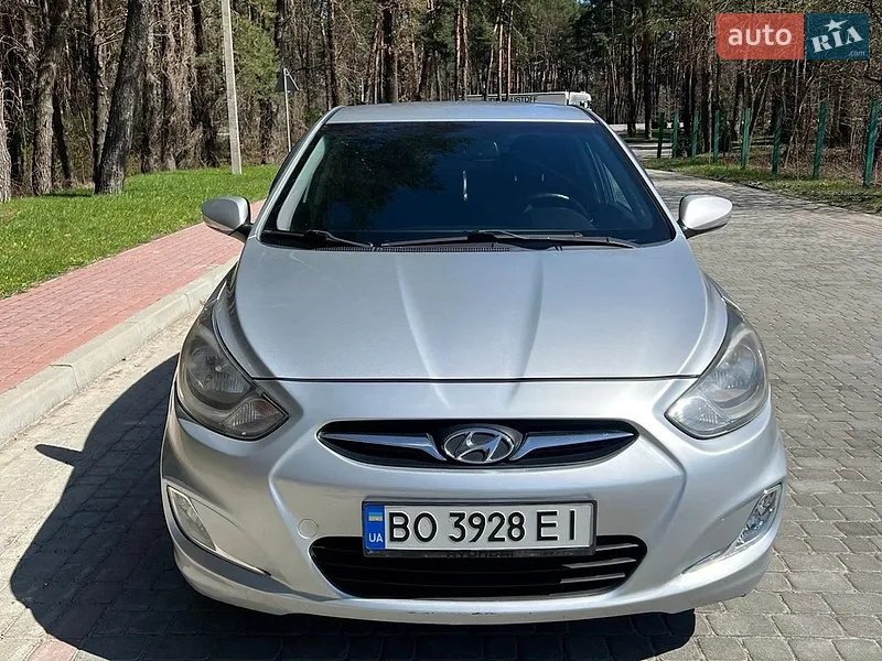Hyundai Accent