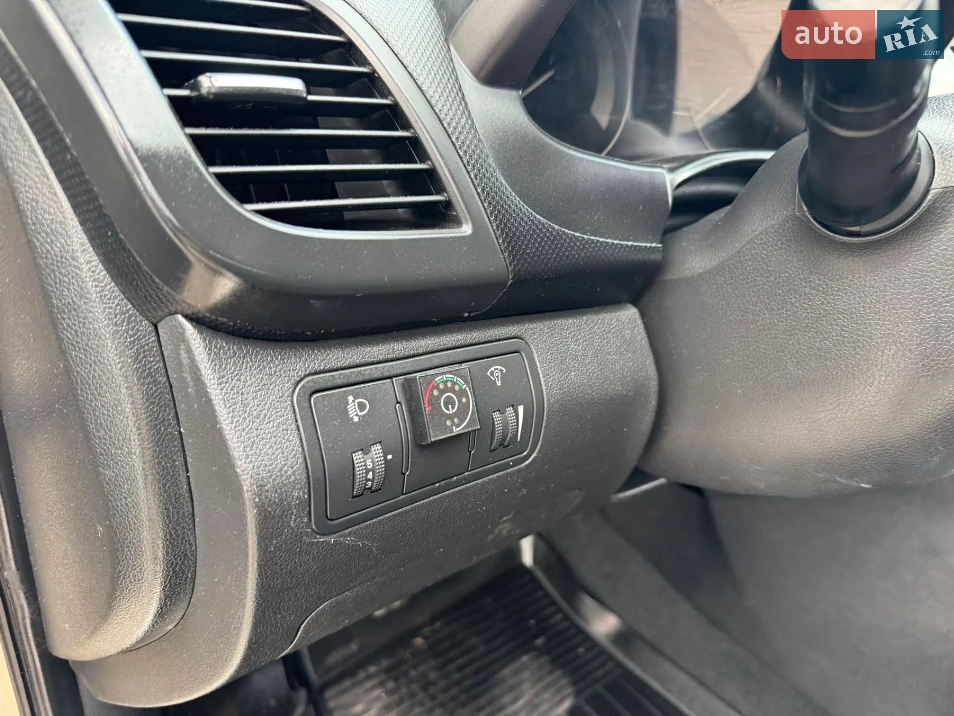 2012 Hyundai Accent - мініатюра 9
