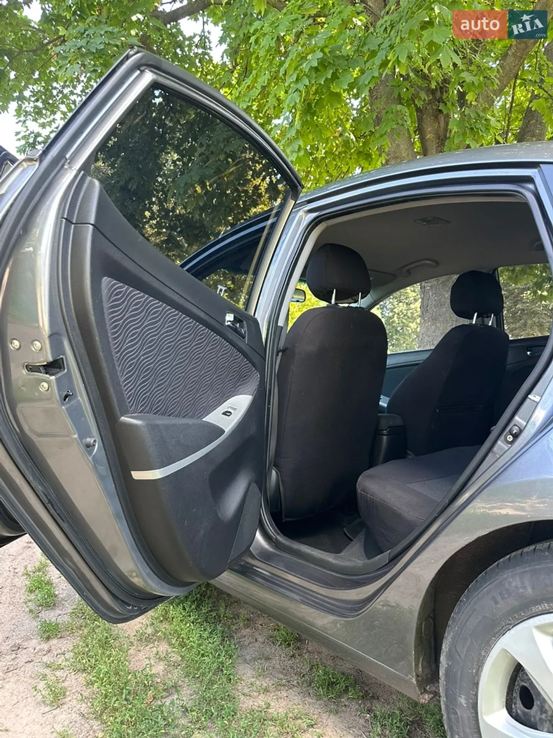2011 Hyundai Accent - мініатюра 9